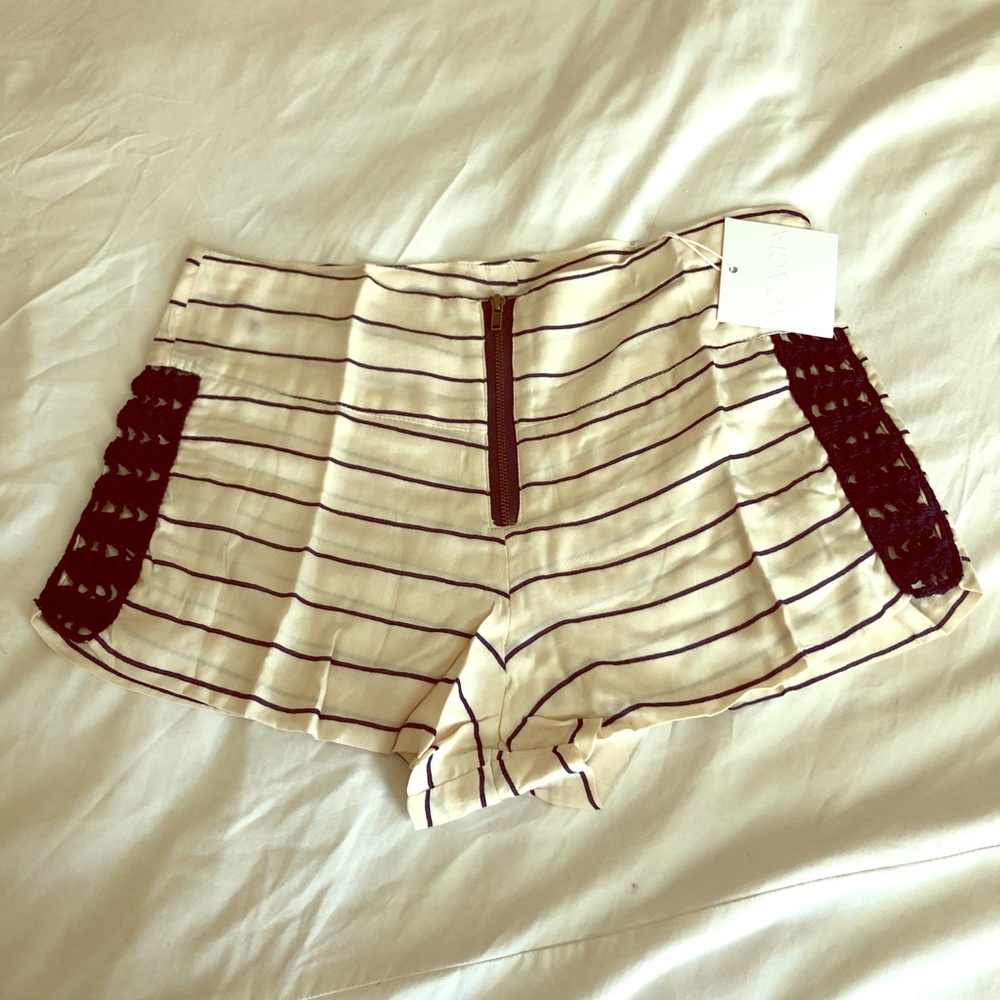 SOLD Acacia paia shorts in cape cod